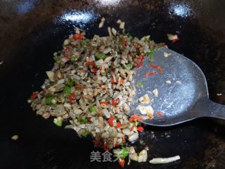 白豆角炒肉末步骤6