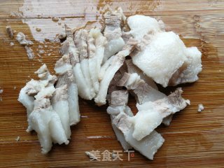 胡萝卜青菜炒回锅肉步骤5