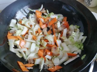 胡萝卜青菜炒回锅肉步骤9