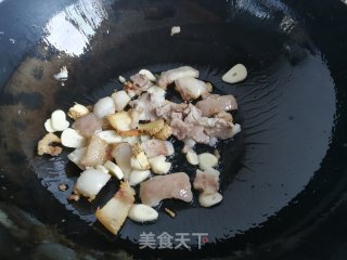 胡萝卜青菜炒回锅肉步骤8