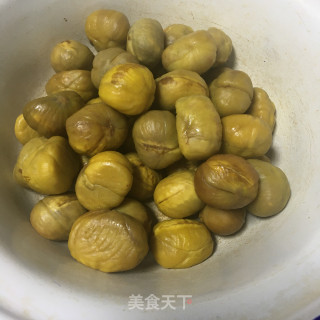 板栗香菇红烧肉步骤3