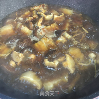 板栗香菇红烧肉步骤9