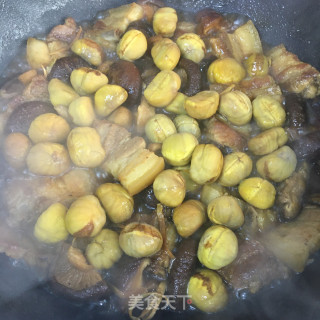 板栗香菇红烧肉步骤11