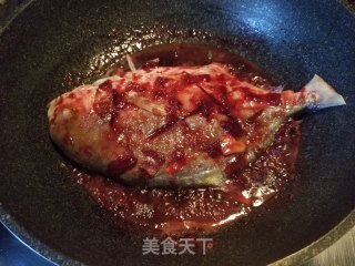 洛神花酱烧金鲳鱼步骤7
