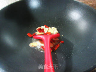 锅巴三黄鸡步骤2