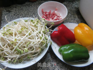 肉丝彩椒炒黄豆芽步骤1