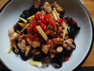 木耳剁椒蒸土鸡步骤8