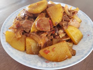 土豆片炖回锅肉步骤9