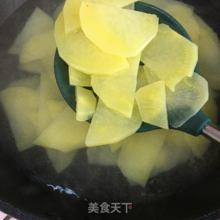 香芹瘦肉土豆片步骤6