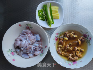红烧牛蛙步骤1
