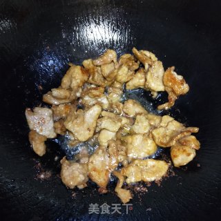 韭苔炒肉步骤6