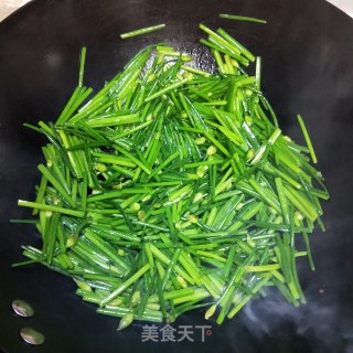 韭苔炒肉步骤8