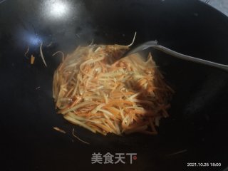 土豆胡萝卜丝儿步骤4