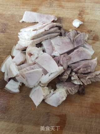 红萝卜丝炒回锅肉步骤2