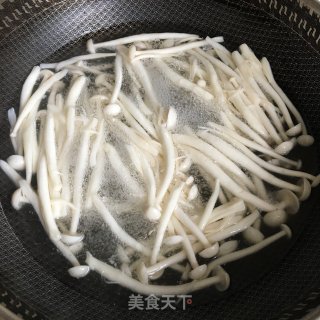 肉末白玉菇步骤1