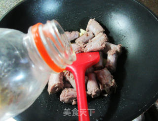 香辣鸭脖步骤4