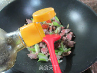 大葱炒鸭胗步骤5