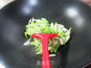大葱炒鸭胗步骤3