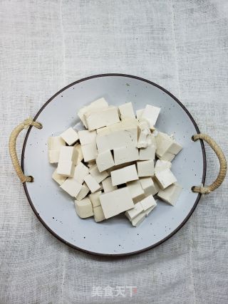 鲜香嫩滑的照烧瑶柱嫩豆腐步骤1