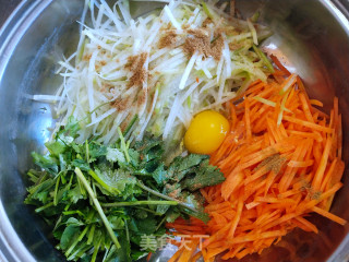炸咸食步骤4