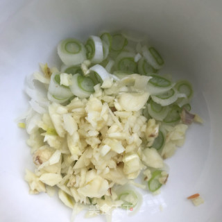 家常青椒炒肉丝步骤4