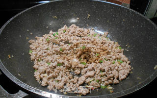 菜脯西芹肉末步骤8