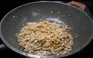 菜脯西芹肉末步骤9