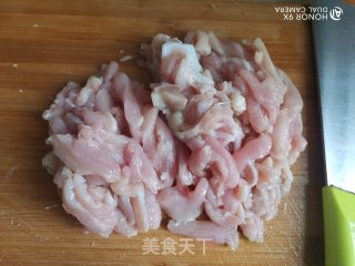 小炒鸡胸肉步骤2