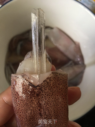 酱焖鱿鱼步骤1