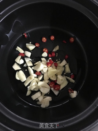 酱焖鱿鱼步骤4