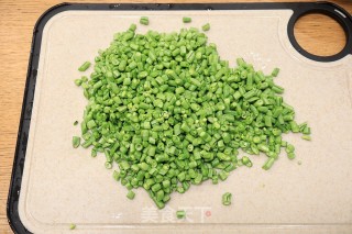 鸡蛋炒豇豆步骤2