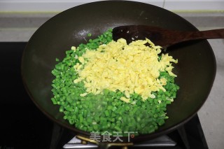 鸡蛋炒豇豆步骤7