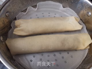 熏豆皮肉卷步骤5