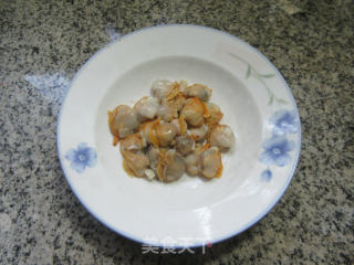 圆蛤肉茭白炒手捏菜步骤10