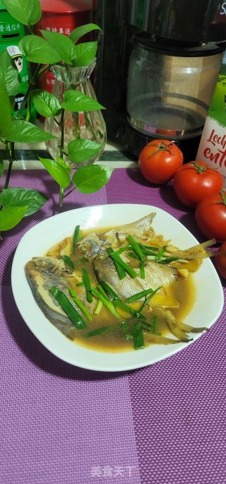 酱油烧鲳鱼步骤8