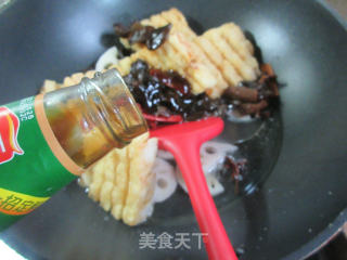 黑木耳莲藕烧兰花豆腐干步骤8