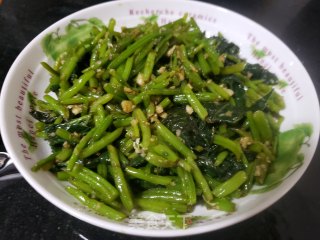 凉拌红薯杆红薯叶步骤7