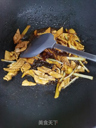 葱姜炒鱿鱼步骤7
