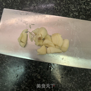 黄豆酱炒番薯叶步骤2