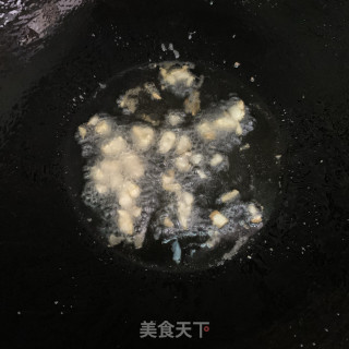 黄豆酱炒番薯叶步骤4