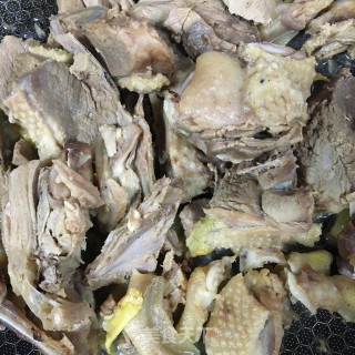 老鸭蒸芋头步骤2