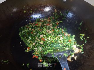 雪里蕻炒肉末步骤7