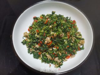 雪里蕻炒肉末步骤9