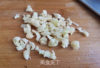 鲜虾丝瓜白玉菇步骤5