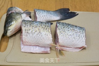 啤酒炖草鱼步骤2