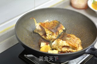 啤酒炖草鱼步骤6