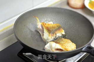 啤酒炖草鱼步骤5