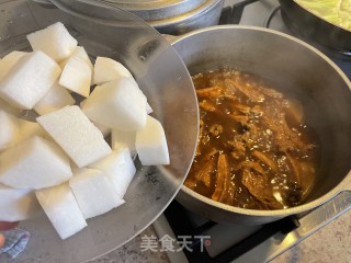 牛坑腩焖萝卜步骤7