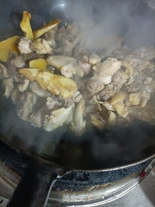 钵子鸡步骤3