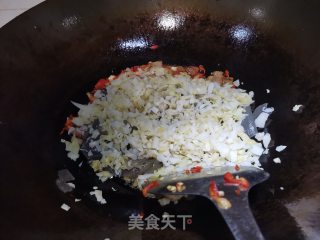 酸包菜炒粉皮步骤7